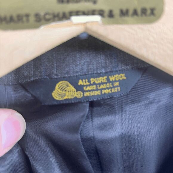 Biella Italy Pure Wool Suit Dark Charcoal Gray Pinstriped 38R Blazer 40x29 Pants - Picture 9 of 11